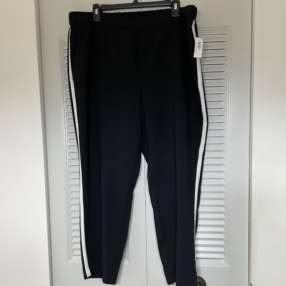 Old navy size 18 blk dress crop pant